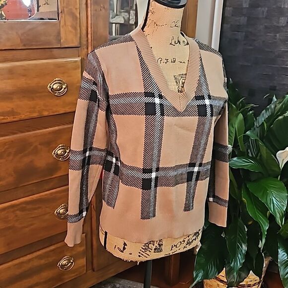 Max Studio tan & Black Buffalo plaid sweater size XS - Picture 5 of 11